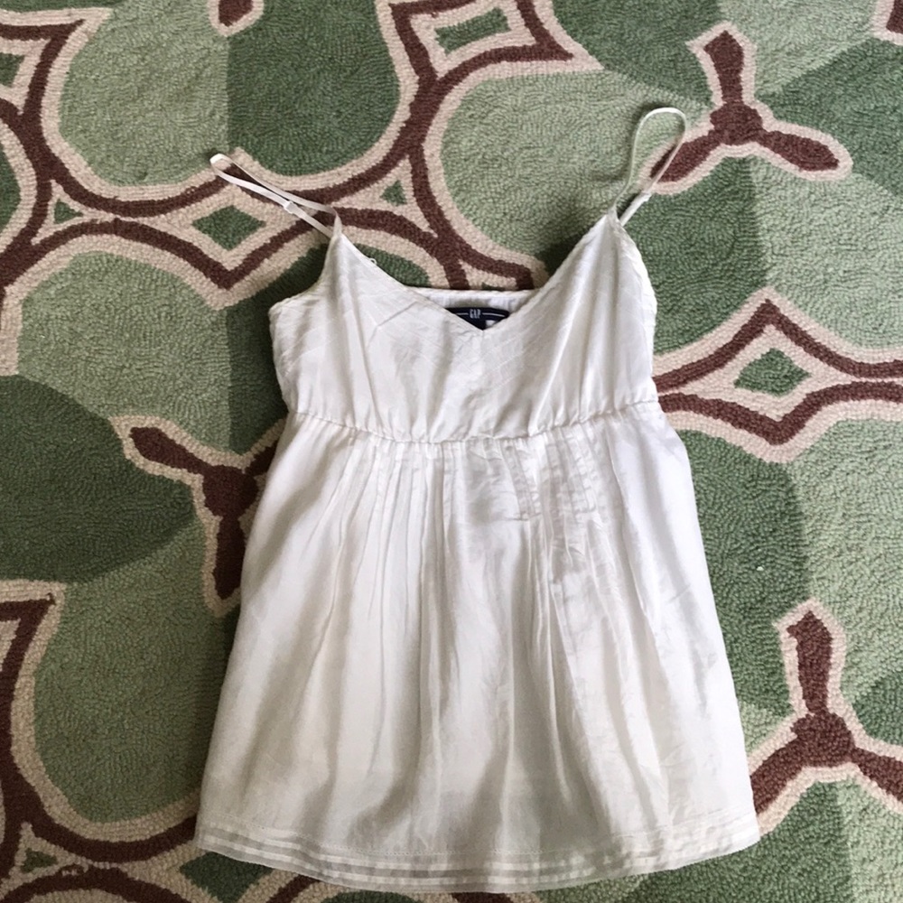 Cream Gap Tank Top